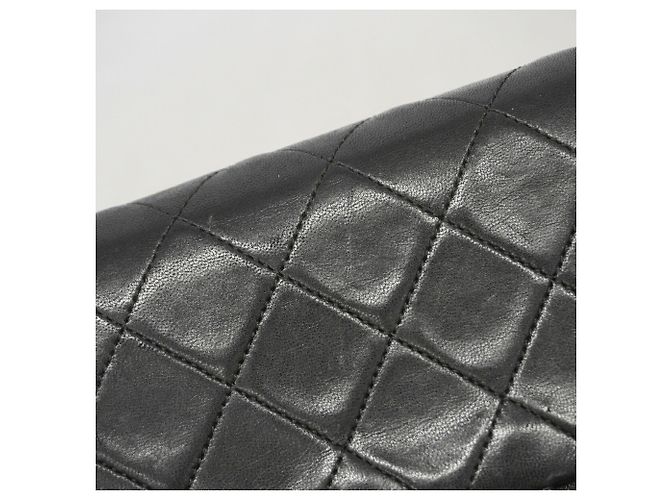 Borsa a tracolla Chanel Matelassé con catena Nero - vista 9