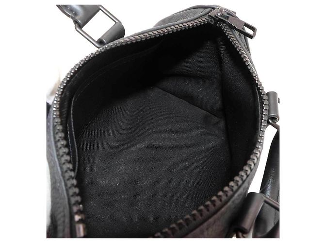 Borsa a mano Louis Vuitton Keepall Bandoulière 25 Nero - vista 5