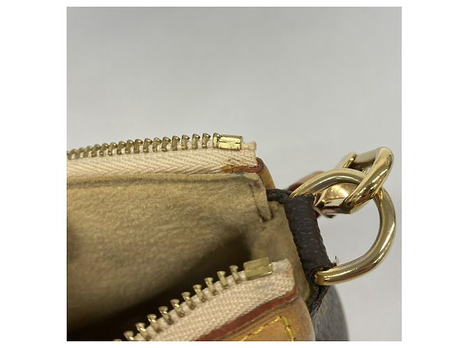 Louis Vuitton Monogram Cherry Blossom Pochette Accessoires Marrone - vista 8
