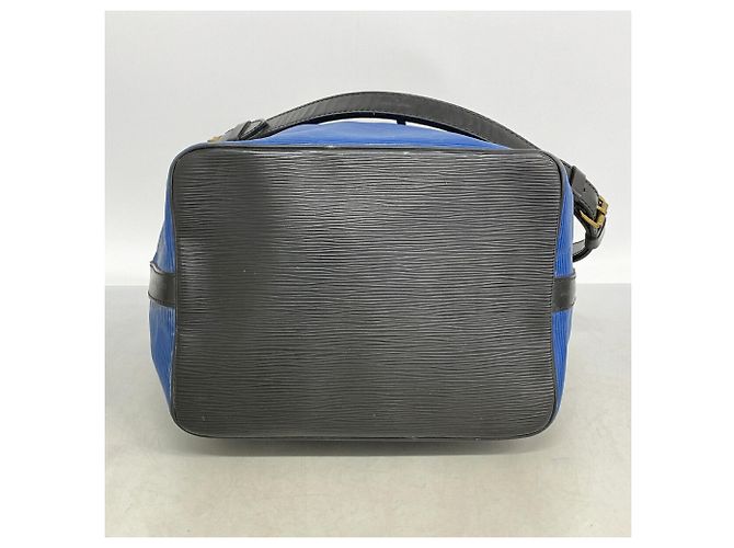 Noe Borsa a tracolla Louis Vuitton Epi Petit Noé Nero Blu - vista 3