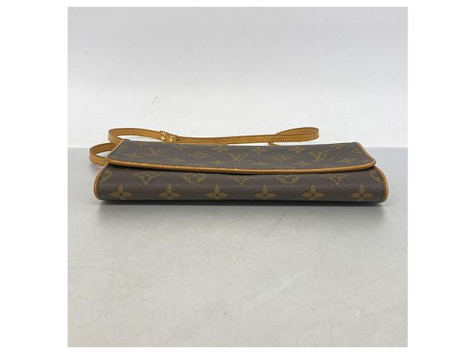Borsa a tracolla Louis Vuitton Monogram Pochette Twin GM Marrone - vista 3