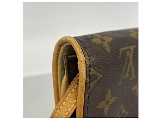 Borsa a tracolla Louis Vuitton Monogram Pochette Twin GM Marrone - vista 6