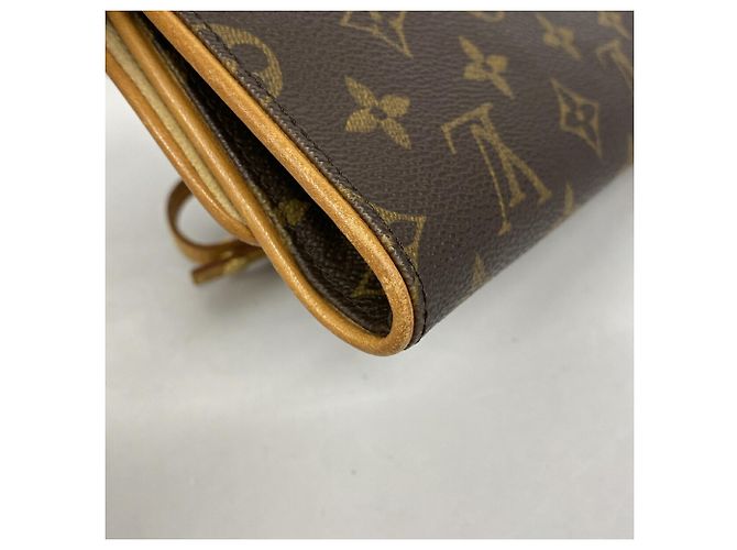 Borsa a tracolla Louis Vuitton Monogram Pochette Twin GM Marrone - vista 7
