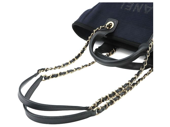 Borsa a mano Chanel Deauville Small 2-way Tote Blu navy - vista 4
