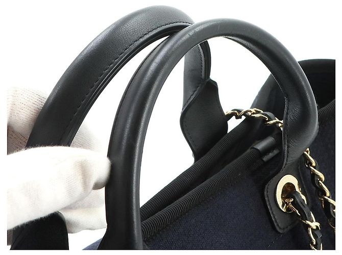 Borsa a mano Chanel Deauville Small 2-way Tote Blu navy - vista 5