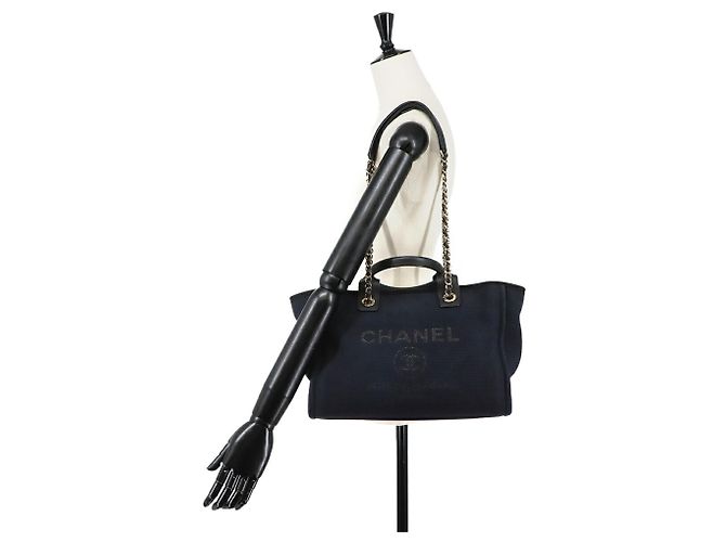 Borsa a mano Chanel Deauville Small 2-way Tote Blu navy - vista 9