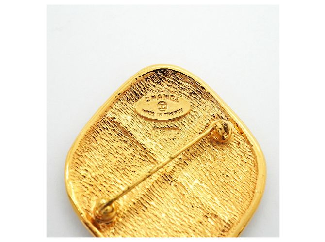 Spilla Chanel Matelassé a forma di diamante D'oro - vista 4