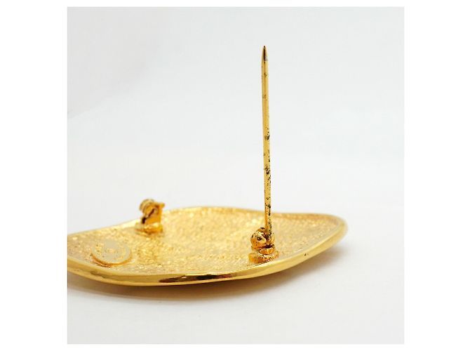 Spilla Chanel Matelassé a forma di diamante D'oro - vista 7