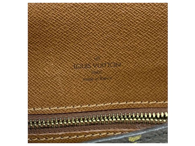 Borsa a tracolla Louis Vuitton Monogram Saint Cloud MM Marrone - vista 5