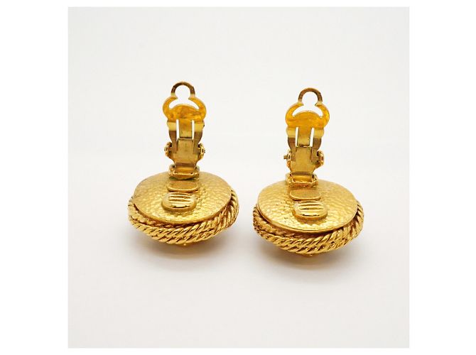 Orecchini a clip Chanel dorati con perla sintetica D'oro - vista 7