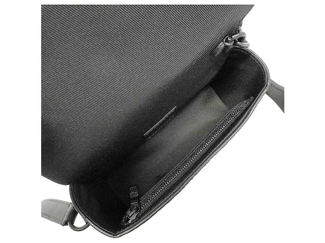 Borsa a tracolla Louis Vuitton Monogram Taurillon Steamer Nero - vista 4