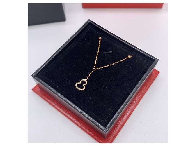 Autre Marque Collana Qeelin Kirin Petite Wulu in Oro 18k e Diamanti D'oro - vista 4