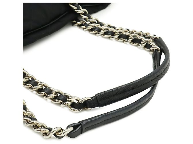 Borsa a tracolla con catena Prada Tessuto Nero - vista 4