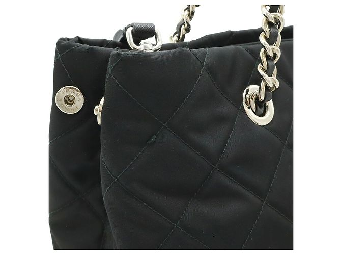 Borsa a tracolla con catena Prada Tessuto Nero - vista 8