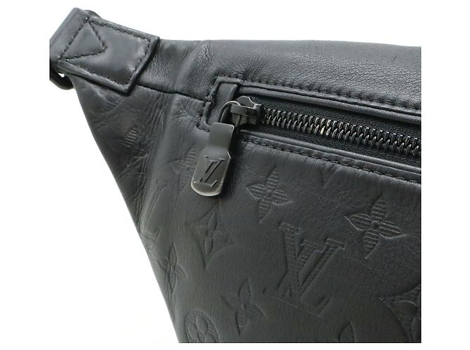Borsello da cintura Louis Vuitton Discovery PM Nero - vista 6