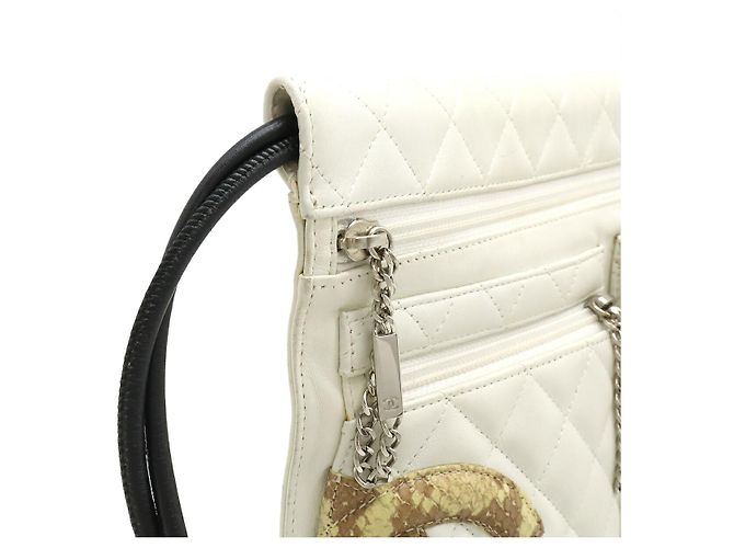 Borsa a tracolla Chanel Cambon Line Bianco - vista 4