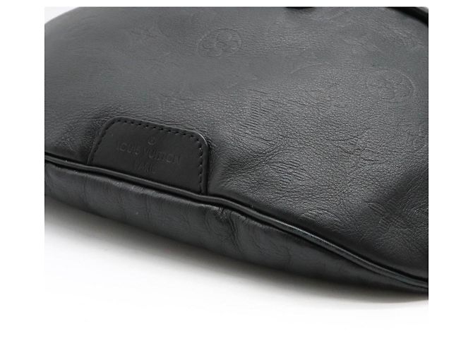Borsello da cintura Louis Vuitton Discovery PM Multicolore - vista 3