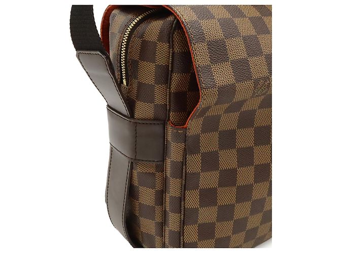 Louis Vuitton Naviglio Crossbody Bag Brown - view 4