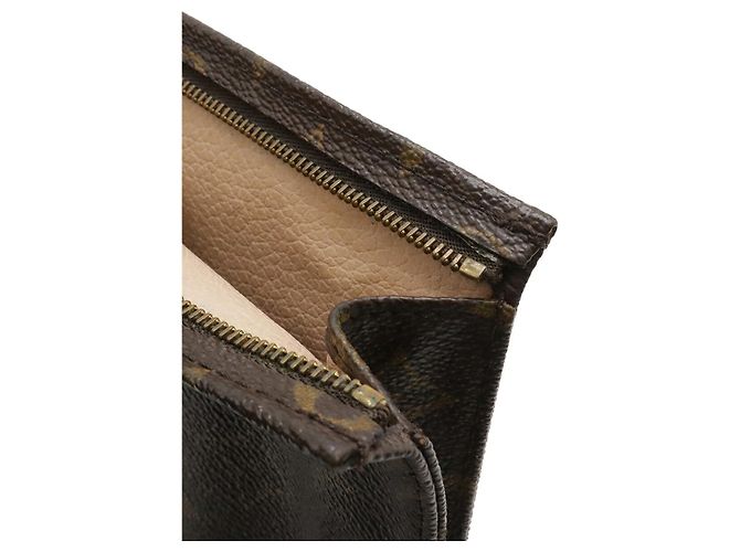 Louis Vuitton Poche Toilette 26 Castaño - vista 8