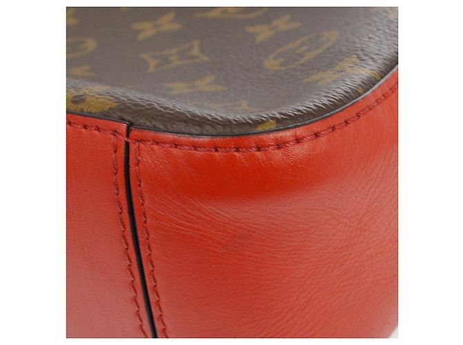 Louis Vuitton Saintonge Monogram Canvas with Leather Marrone - vista 7
