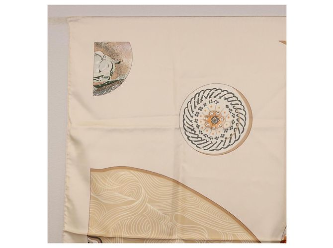 Hermès HERMES Carre 90 Scarf Silk Beige - vista 2