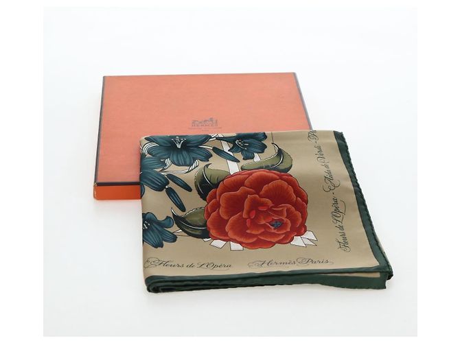 Hermès HERMES Carre 90 Scarf Silk Beige Green - vista 15