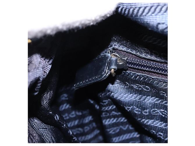 PRADA Chain Shoulder Tote Bag Nylon Black Gold - vista 20
