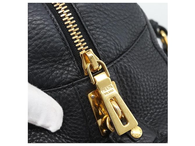 PRADA Hand Bag Leather Black Gold Tone - vista 17
