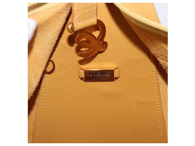 LOEWE Anton Backpack Leather Yellow Gold - vista 19