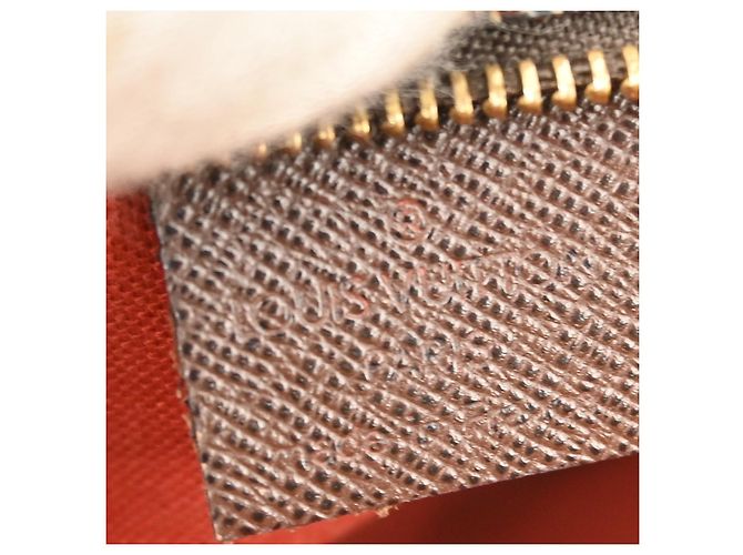 Louis Vuitton Trousse Make Up Damier Canvas Marrone - vista 4
