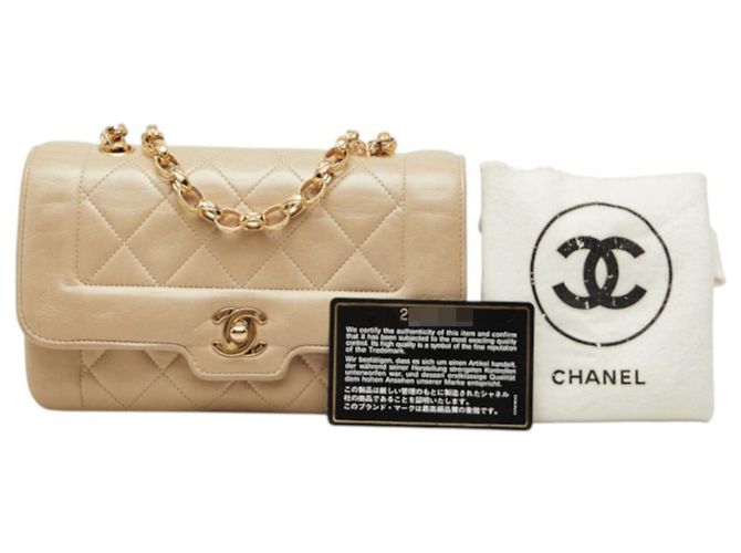 Borsa a tracolla Chanel Diana Coco Mark Chain Beige - vista 13