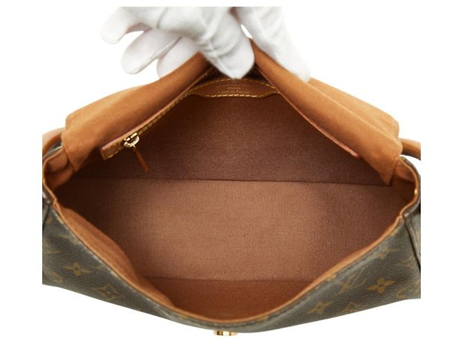 Borsa a tracolla Mini Looping Monogram Louis Vuitton Marrone - vista 8