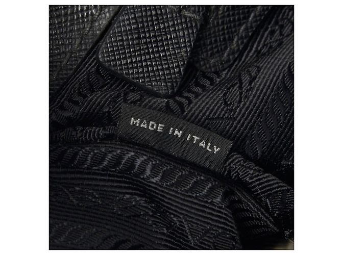 Saffiano Borsa Prada Triangle Logo Plate BN1801 Nero - vista 16