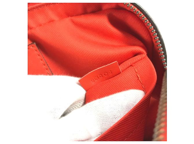 Borsa Pochette District Louis Vuitton Damier Infini Rosso - vista 14