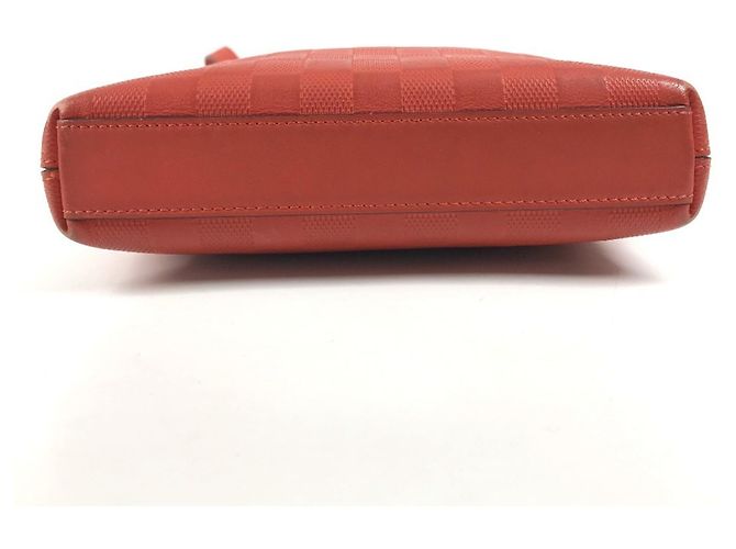 Borsa Pochette District Louis Vuitton Damier Infini Rosso - vista 5