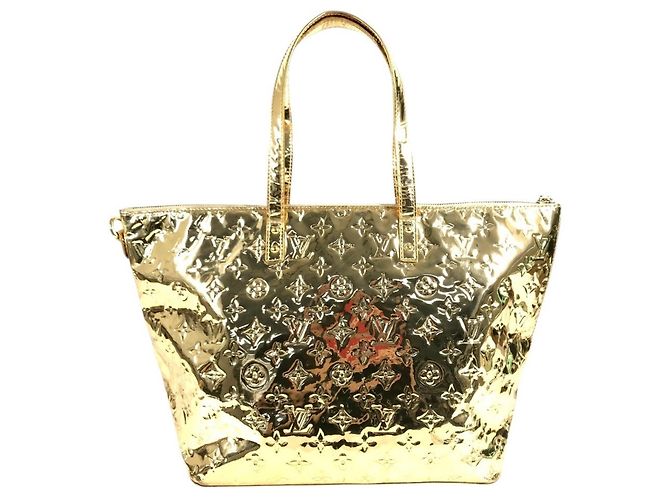 Borsa Louis Vuitton Monogram Miroir Bellevue GM D'oro - vista 2