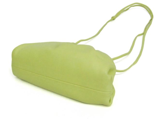 Bottega Veneta The Pouch Leather Mini Verde - vista 2
