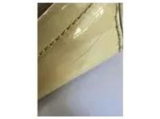 Mocassini Louis Vuitton in pelle verniciata beige - vista 5