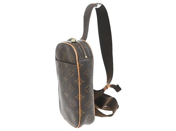 Louis Vuitton Pochette Gange Monogram Canvas Marrone - vista 3