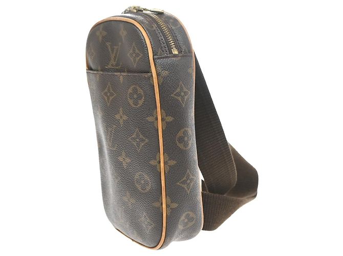 Louis Vuitton Pochette Gange Monogram Canvas Marrone - vista 4