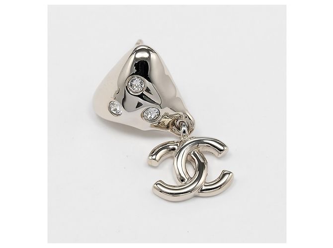 Orecchini a lobo Chanel CC in metallo con cristalli Argento - vista 4