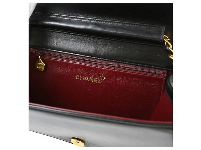 Chanel Vintage Full Flap Quilted Lambskin Small Nero - vista 4