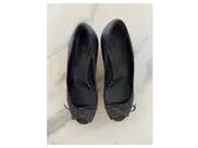 Décolleté con zeppa Gucci in pelle nera con fiocco Nero - vista 6