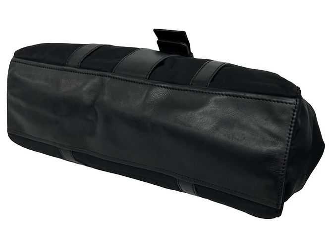 Prada Triangle Logo Hardware Tote Bag Schwarz - Ansicht 8
