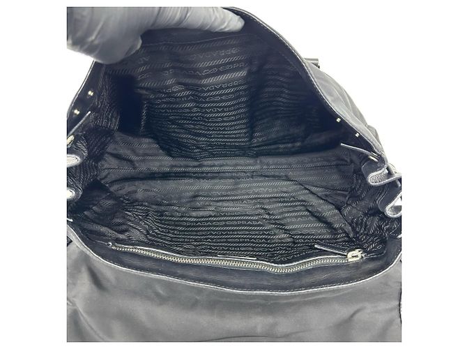 Prada Triangle Logo Hardware Tote Bag Schwarz - Ansicht 9