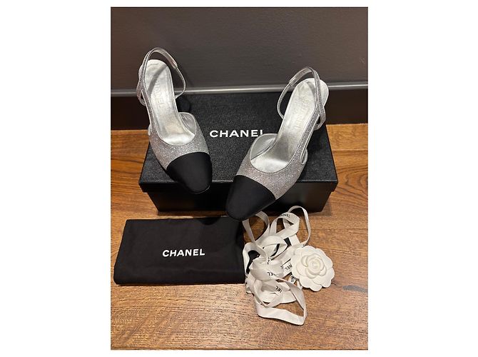 Chanel Décolleté Slingback Argento Glitter Punta Nera Nero Silver hardware - vista 2
