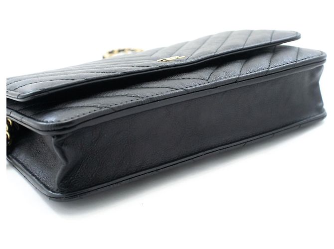 Chanel Wallet on Chain Chevron Caviar Nero - vista 4