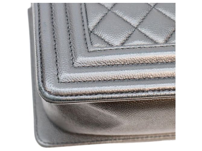 Borsa Chanel Boy in pelle caviar nera Nero - vista 11