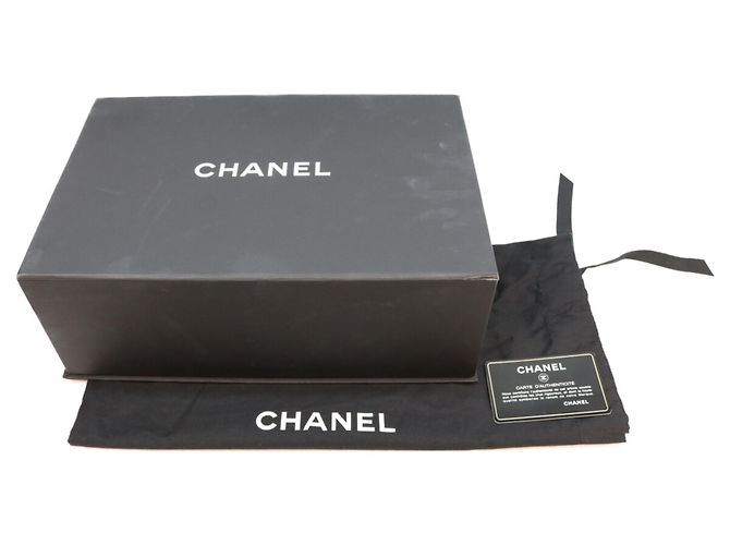 Borsa Chanel Boy in pelle caviar nera Nero - vista 14