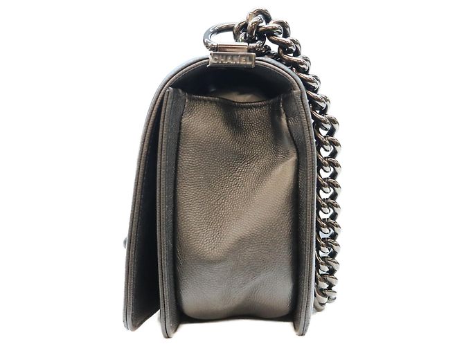 Borsa Chanel Boy in pelle caviar nera Nero - vista 2